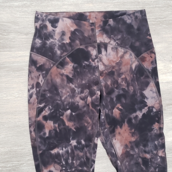 Lululemon Unlimit High-Rise Tight 25" Keyhole Diamond Dye Graphite Grey Pink - Picture 11 of 16